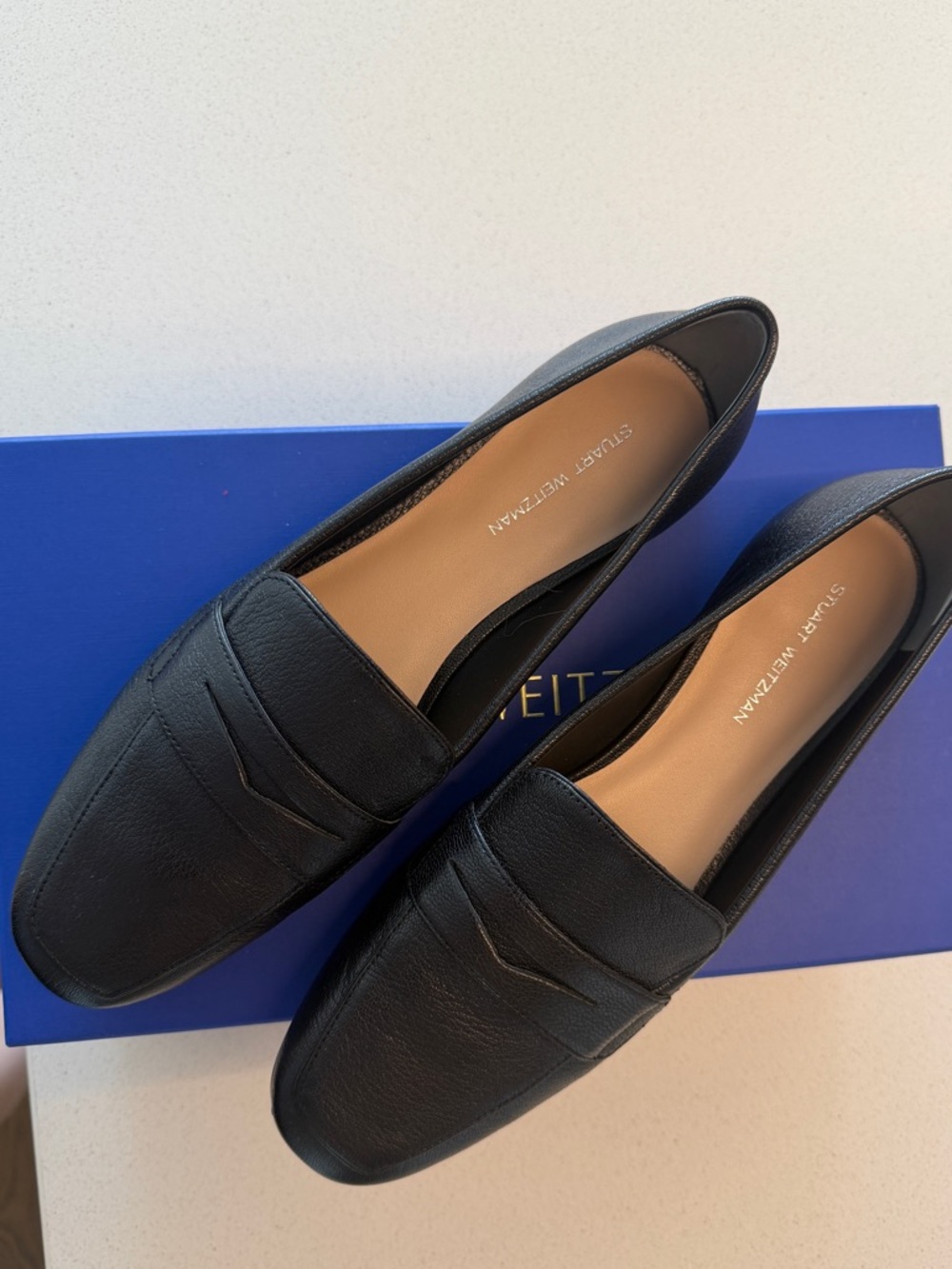 Stuart Weitzman Black Leather Classic Penny Loafers